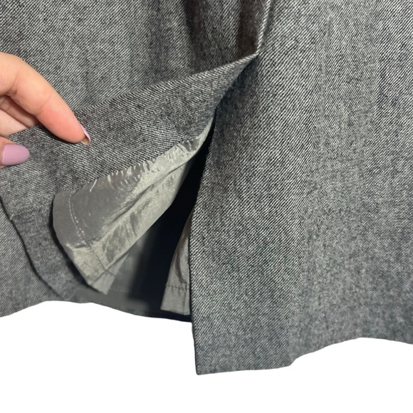 Banana Republic Gray Stretch Wool Blend Sleeveless Sheath Dress, Size 4 - Picture 10 of 10